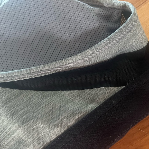 Nike dri fit sports bra size medium - Picture 4 of 5